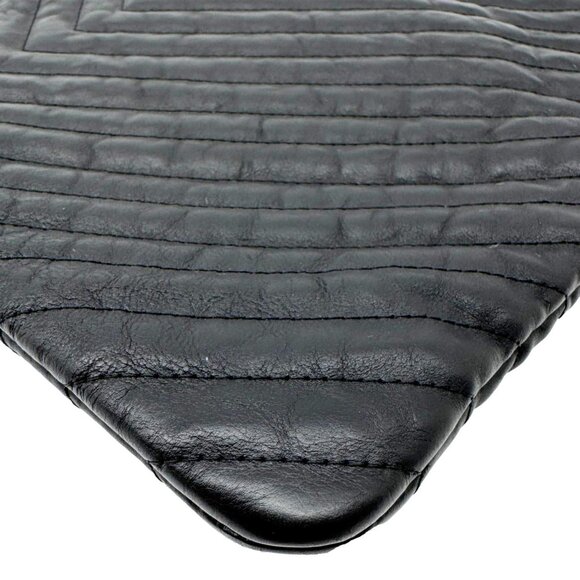 Chanel O Clutch Chevron Leather Clutch Bag Black - Picture 8 of 14